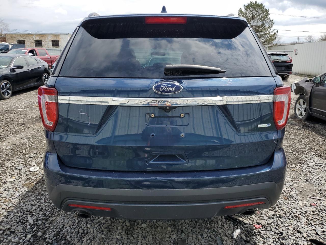 1FM5K8BH4HGB42724 2017 Ford Explorer