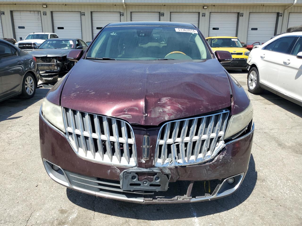 2LMHJ5AT2BBJ54636 2011 Lincoln Mkt