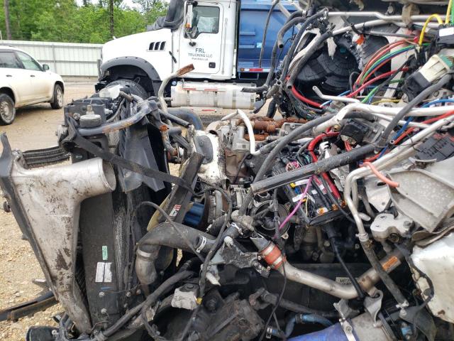 Lot #2503533925 2021 FREIGHTLINER CASCADIA 1 salvage car