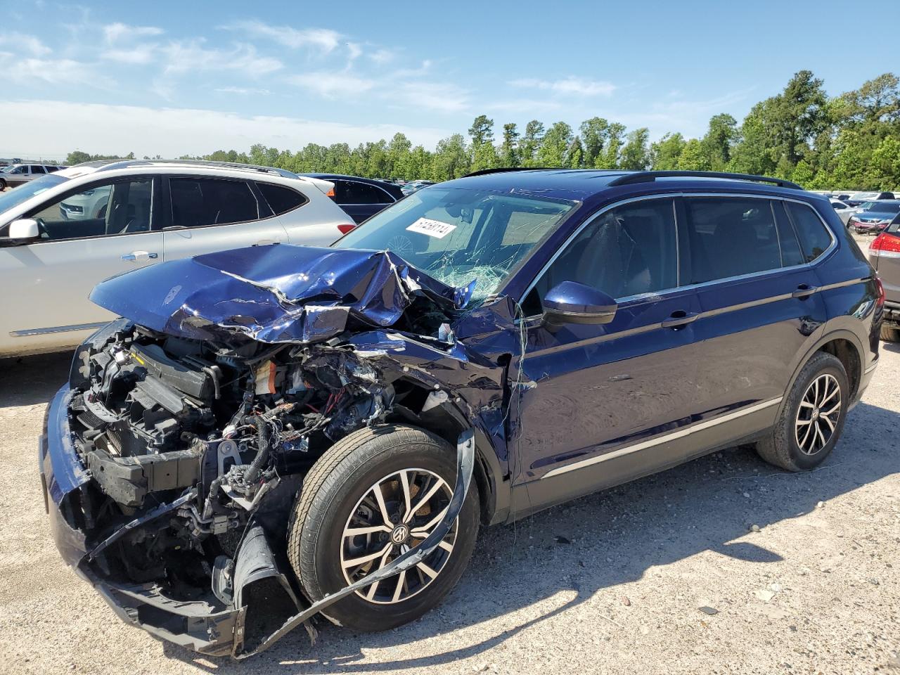 3VV3B7AXXMM102759 2021 Volkswagen Tiguan Se