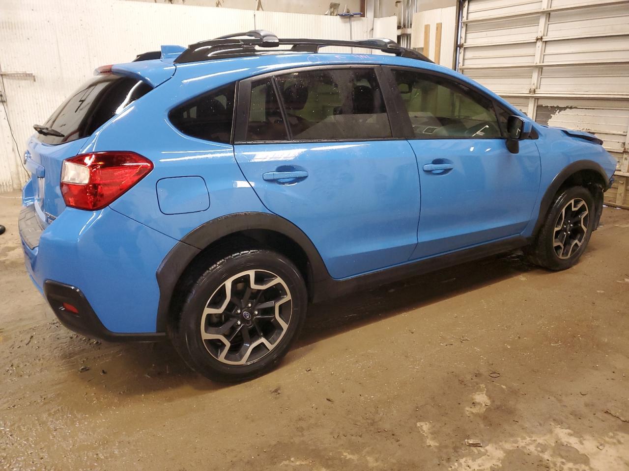 2016 Subaru Crosstrek Premium vin: JF2GPADC9GH319995