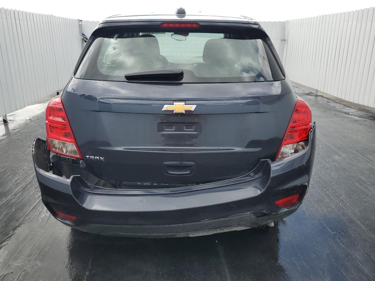 3GNCJKSB3JL237002 CHEVROLET TRAX 2018
