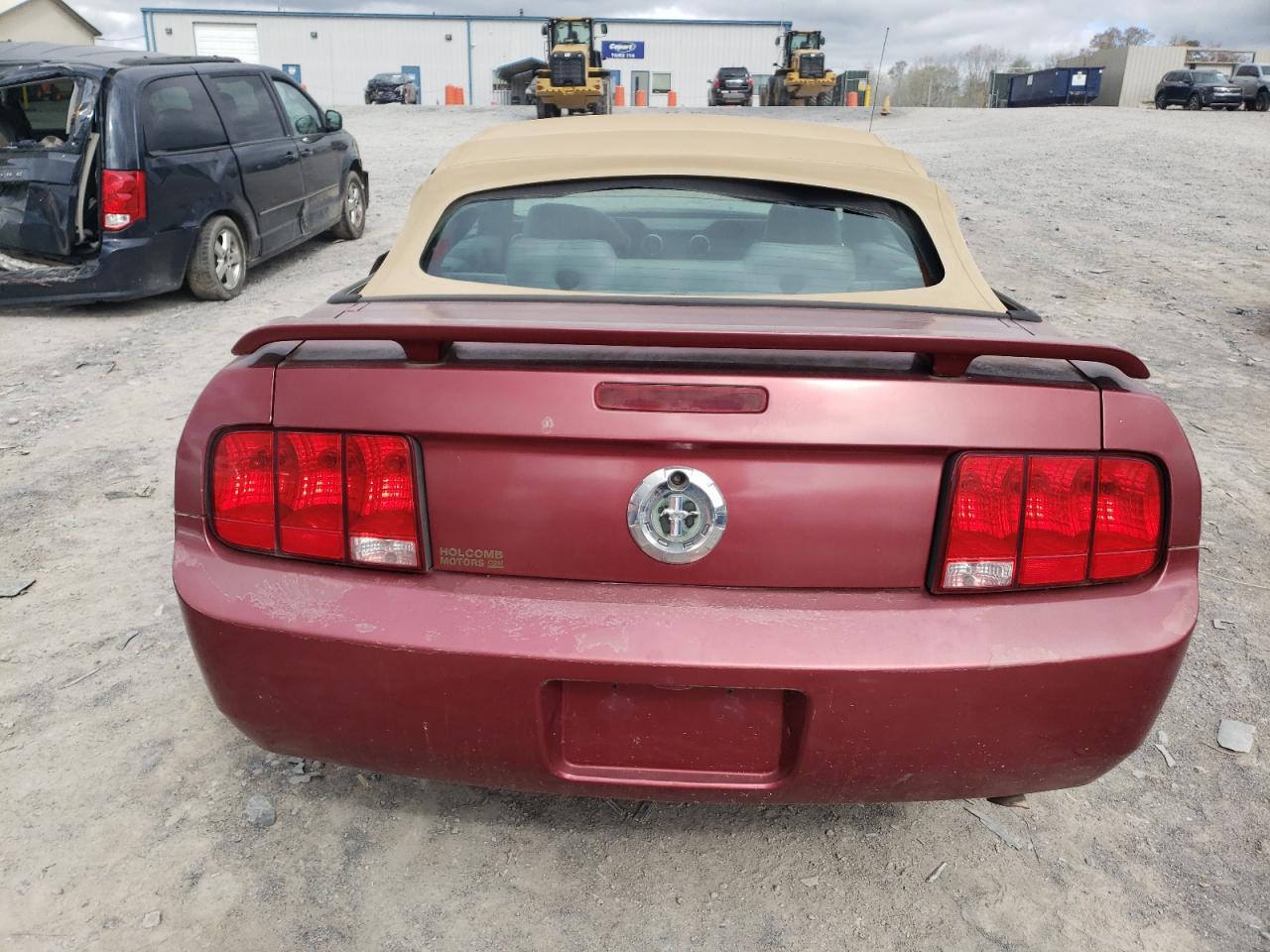 Lot #2461577341 2005 FORD MUSTANG