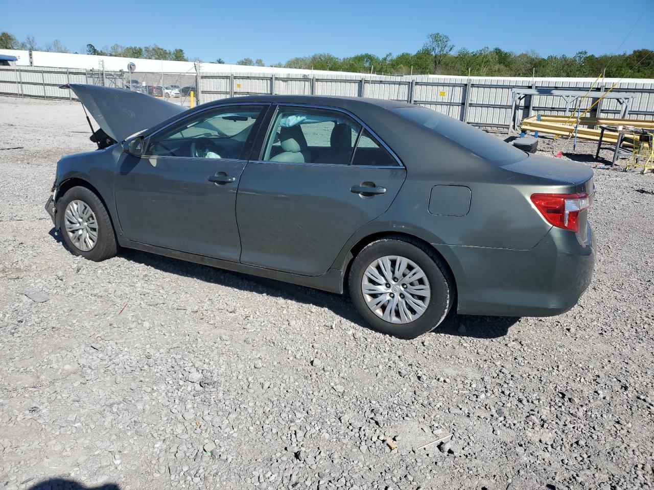 2014 Toyota Camry L vin: 4T1BF1FK0EU742268