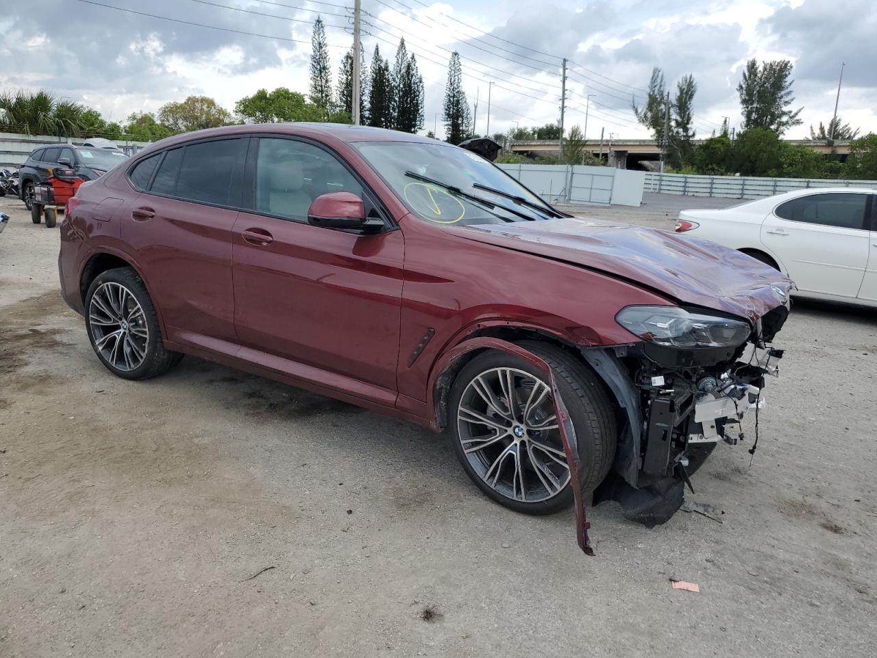 5UX33DT01R9V14356 2024 BMW X4 xDrive30I