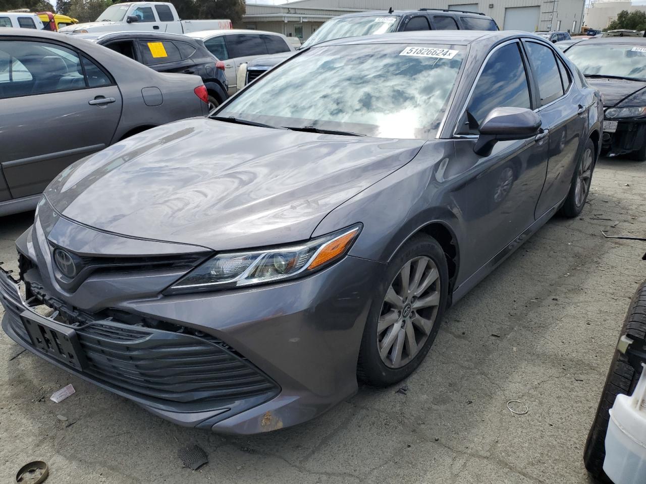 4T1B11HK1JU529724 TOYOTA CAMRY 2018