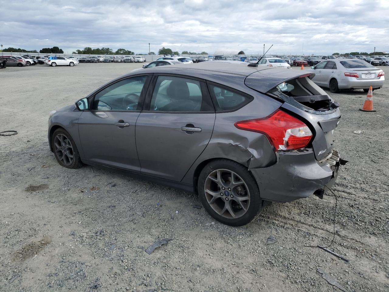 1FADP3K22EL210995 2014 Ford Focus Se