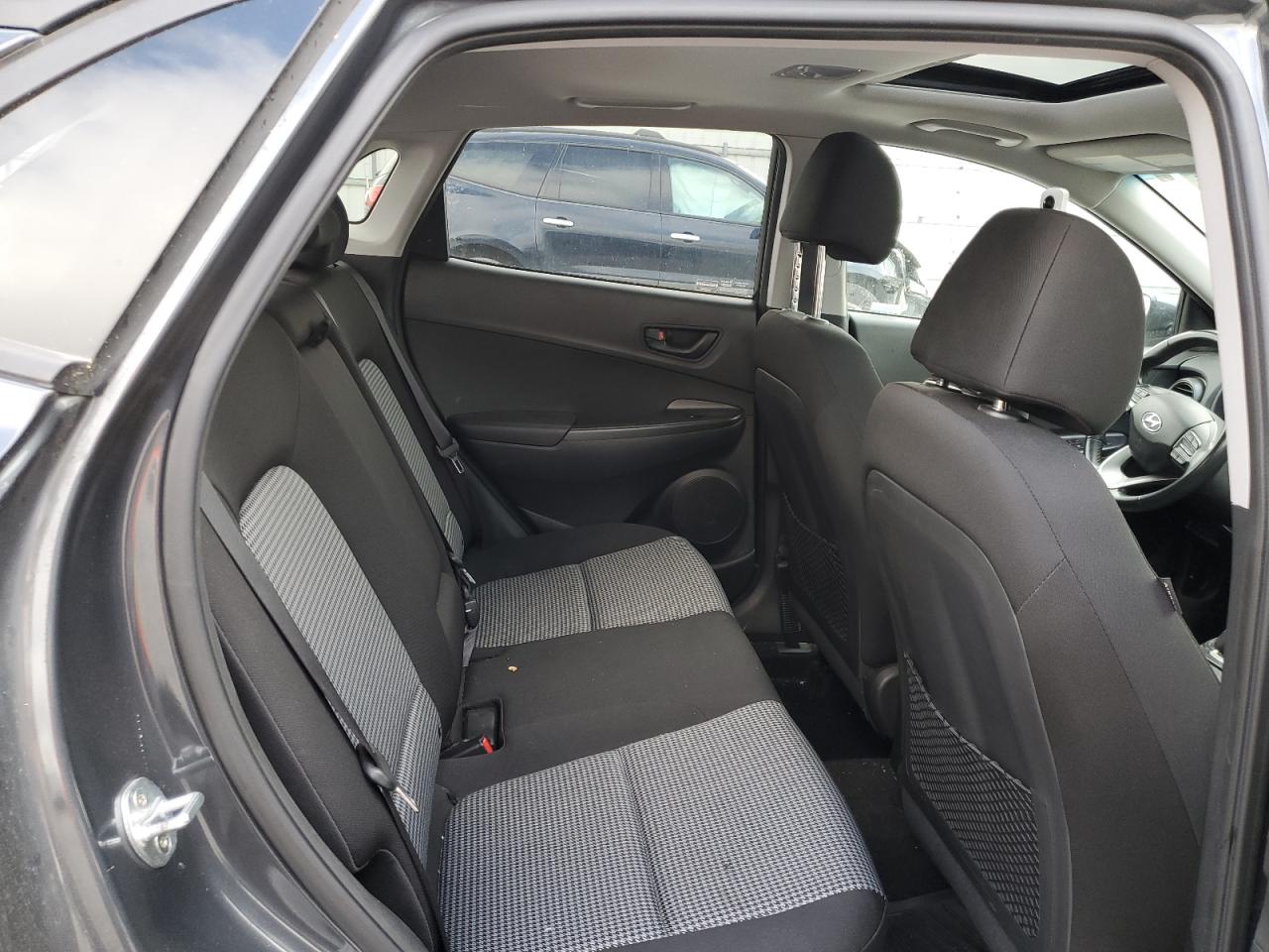 KM8K6CAAXKU358049 2019 Hyundai Kona Sel