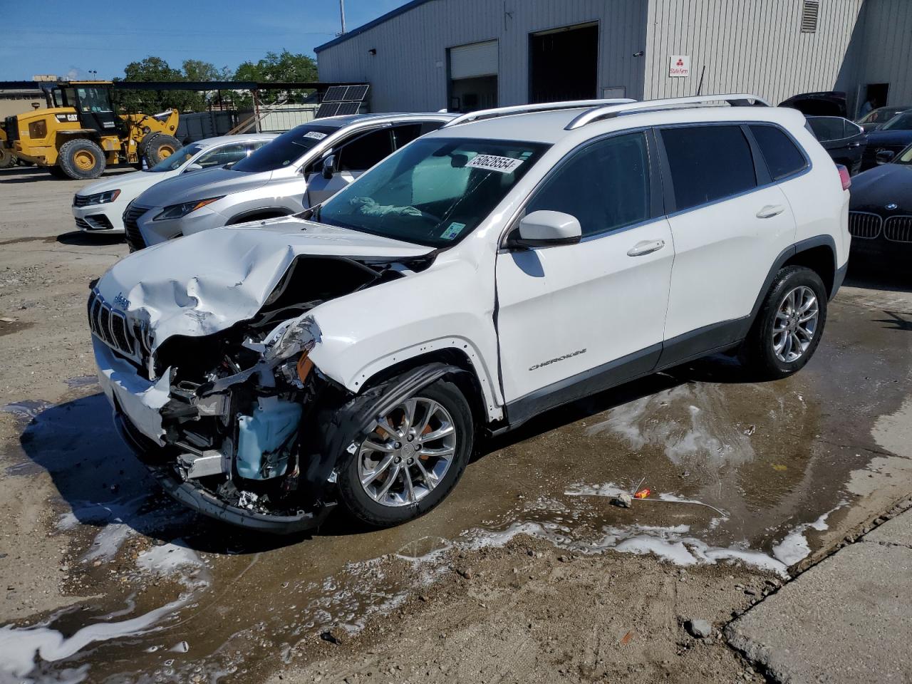 2019 Jeep Cherokee Latitude Plus vin: 1C4PJLLB6KD395887