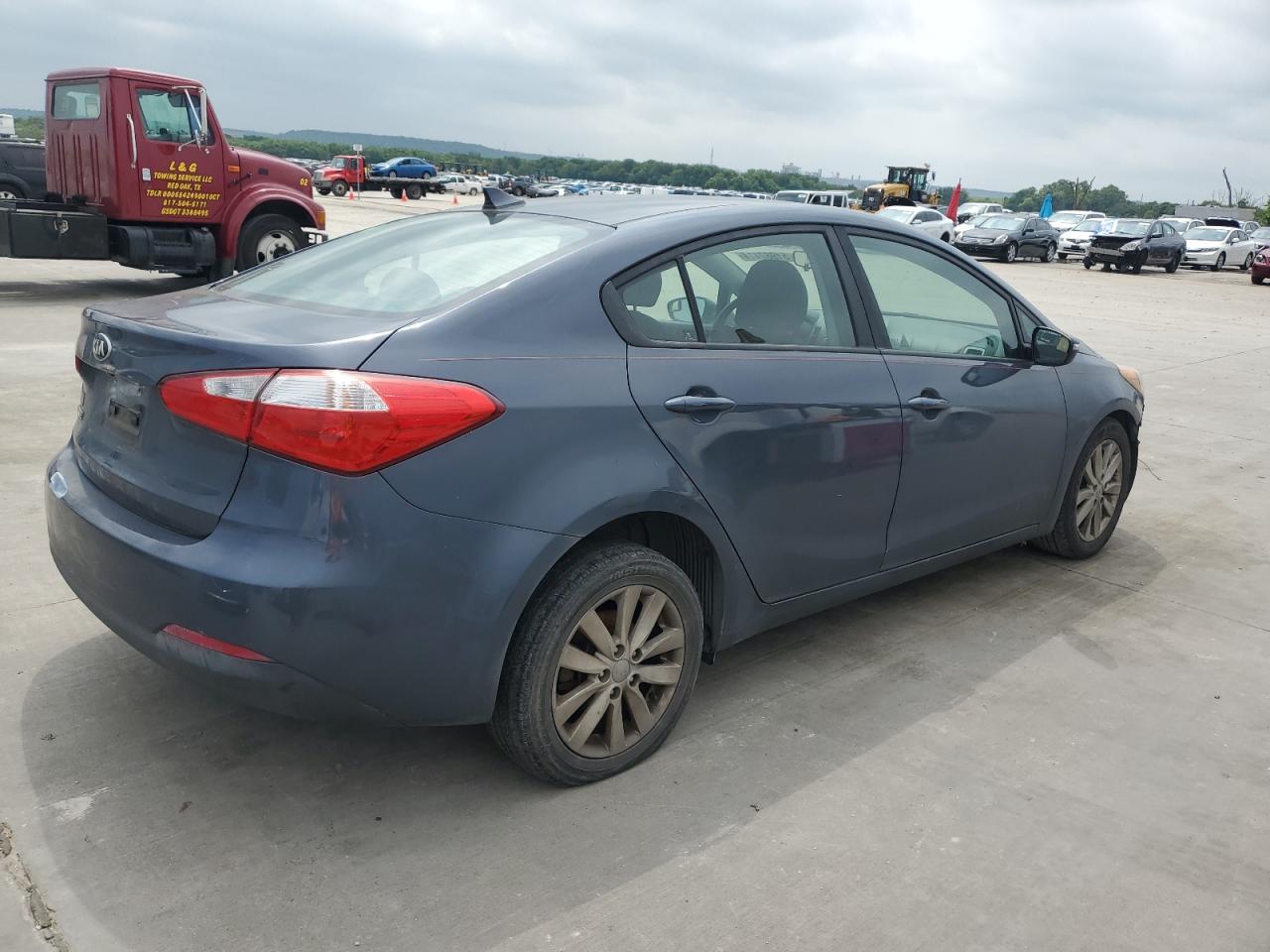 KNAFX4A65G5573146 2016 Kia Forte Lx