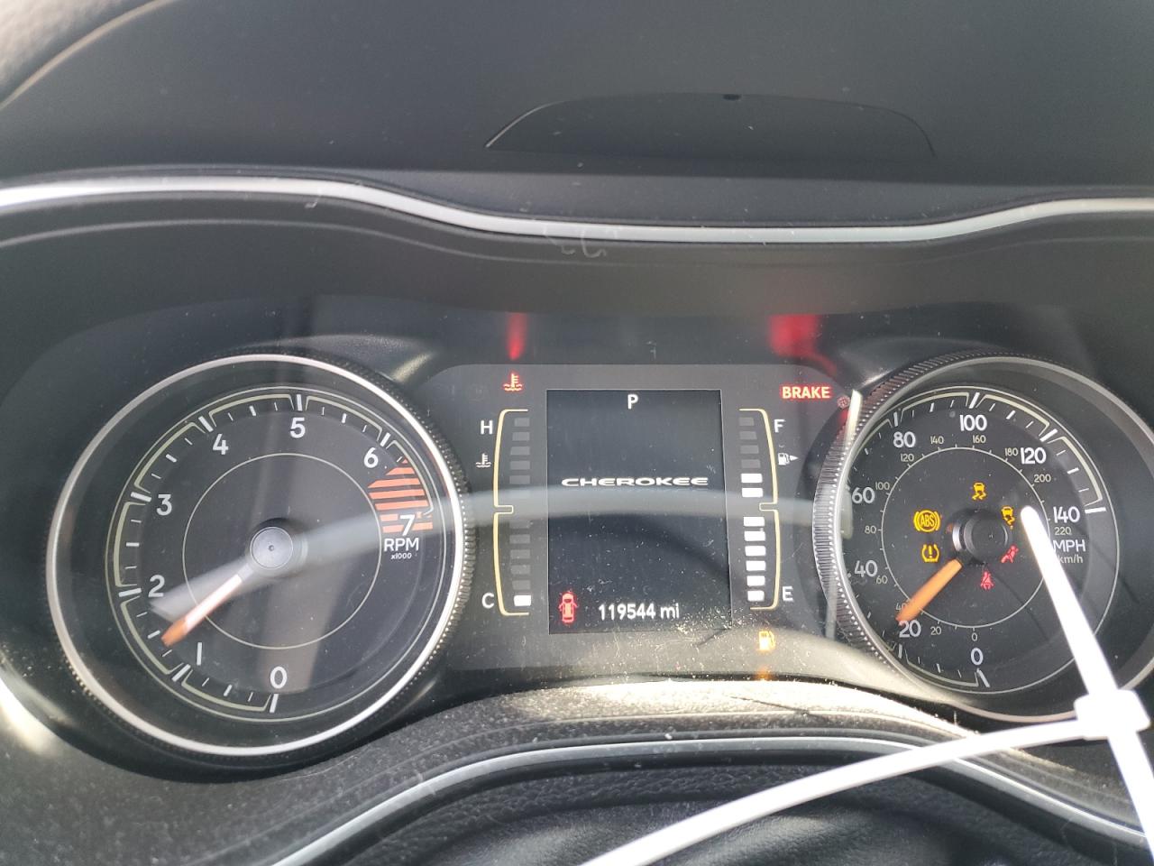 1C4PJMLB8LD601041 2020 Jeep Cherokee Latitude Plus