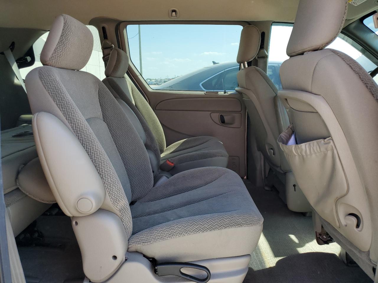 1D4GP45R54B512178 2004 Dodge Caravan Sxt