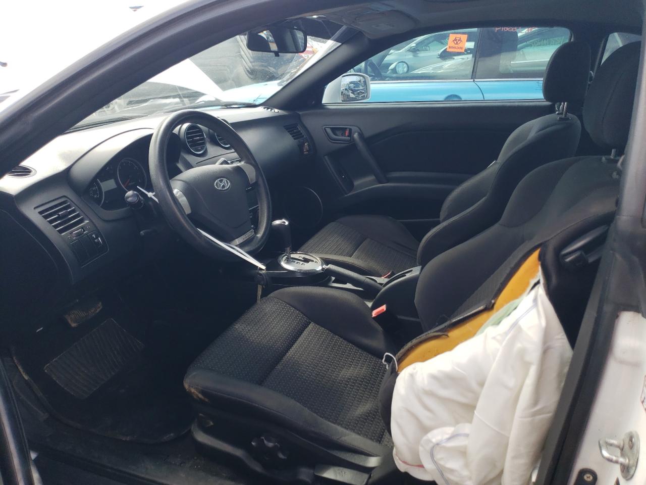 KMHHM66D18U289975 2008 Hyundai Tiburon Gs