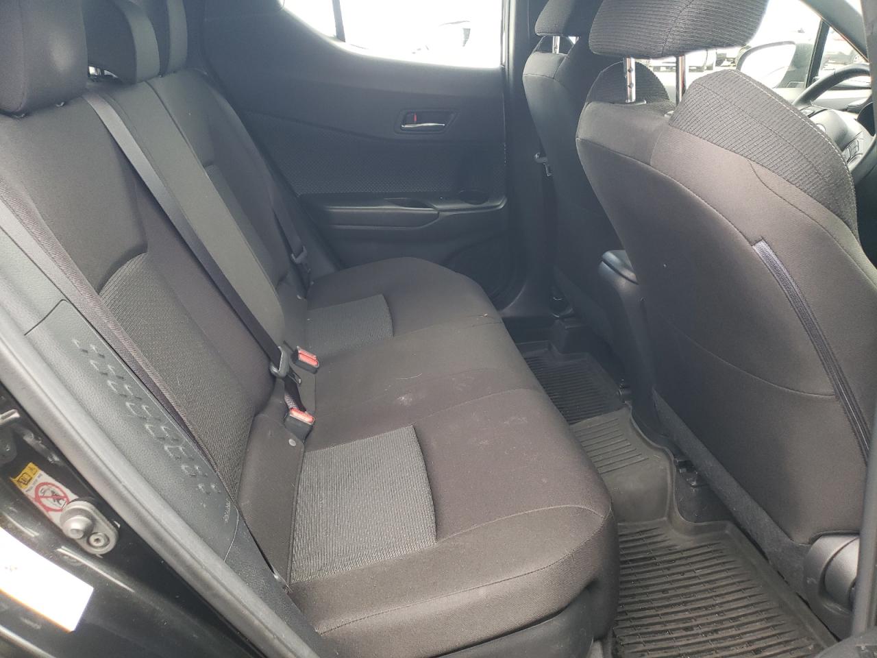 JTNKHMBX3K1027141 TOYOTA C-HR 2019