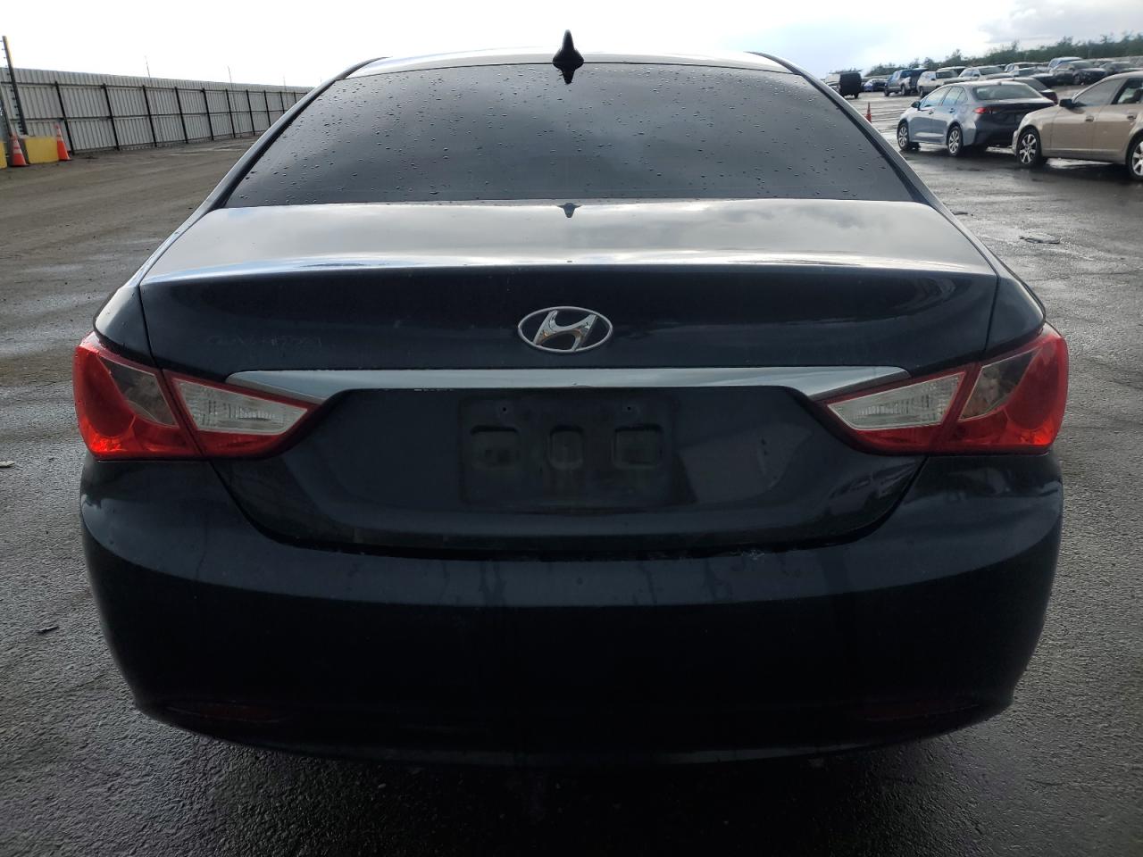 5NPEB4AC1BH270120 2011 Hyundai Sonata Gls