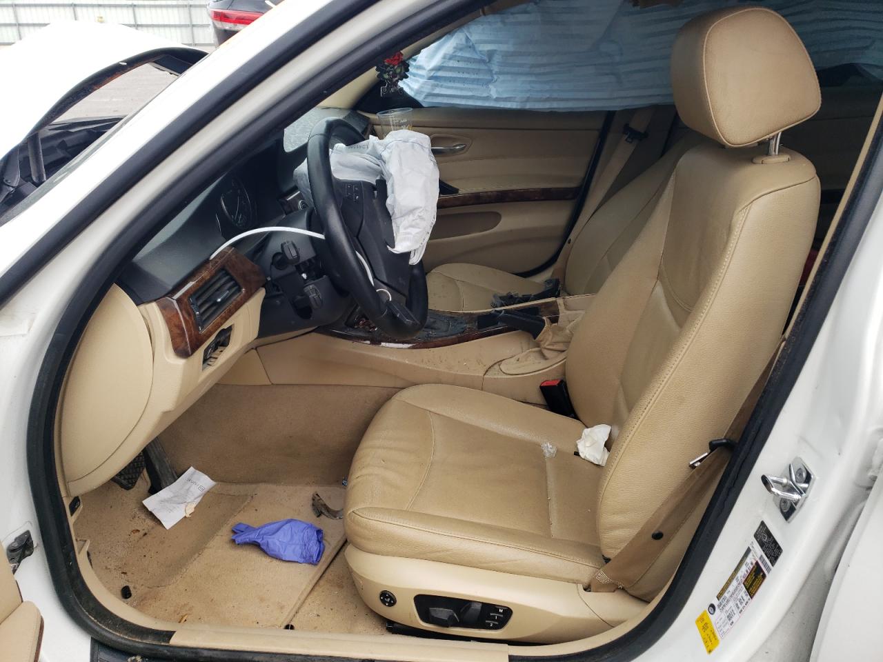 WBAPH77559NL81553 2009 BMW 328 I