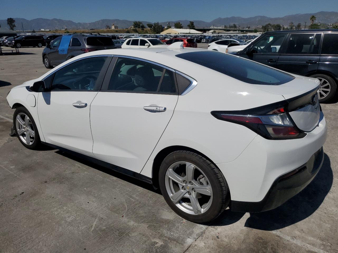 1G1RC6S50JU151725 2018 Chevrolet Volt Lt