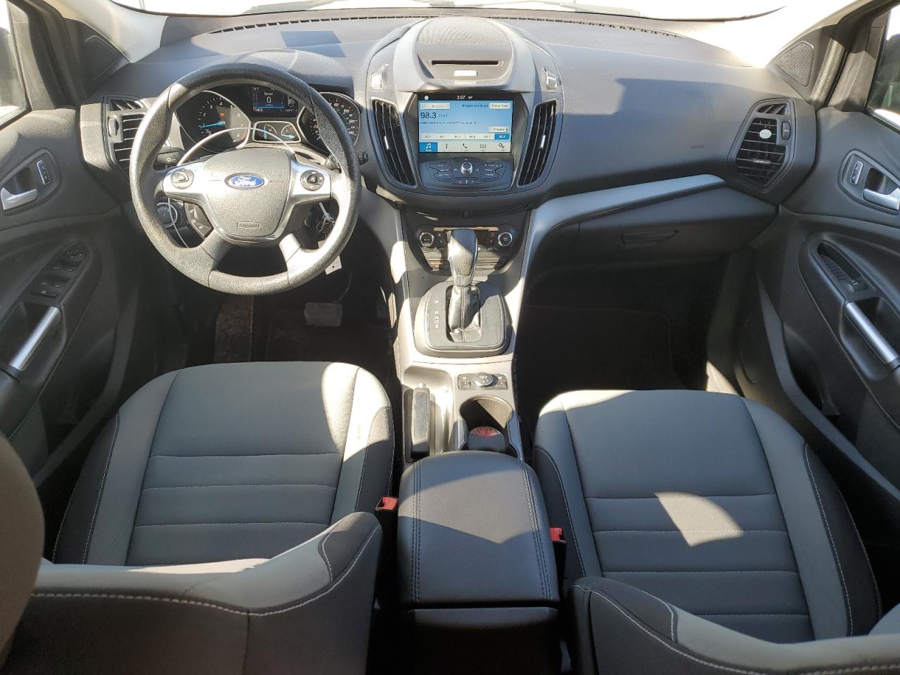 1FMCU9G9XGUA15758 FORD ESCAPE 2016