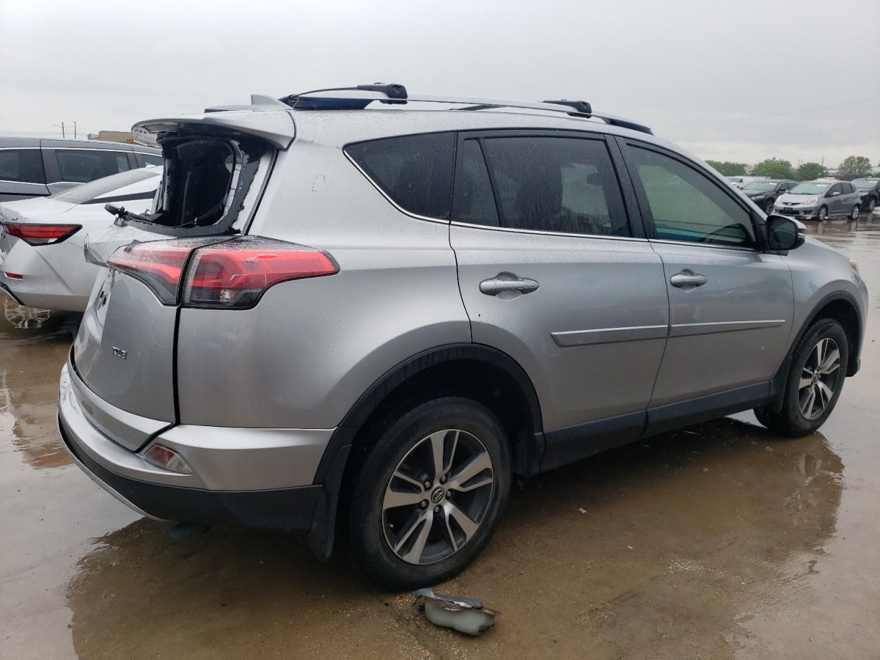 2018 Toyota Rav4 Adventure vin: JTMWFREV8JJ159975