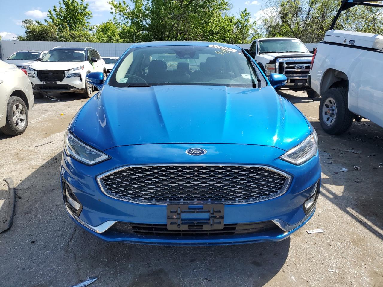 3FA6P0SU9KR145097 2019 Ford Fusion Titanium