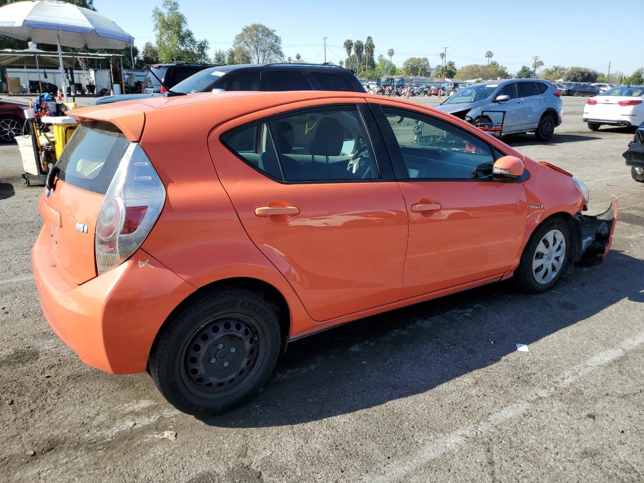 2013 Toyota Prius C vin: JTDKDTB31D1038603