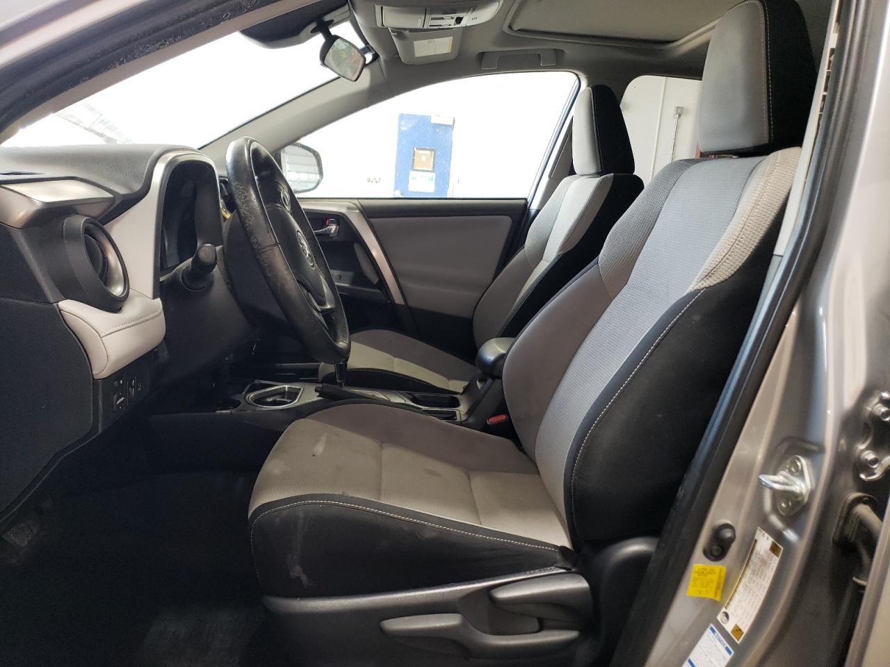 JTMRFREVXJJ233524 TOYOTA RAV4 2018