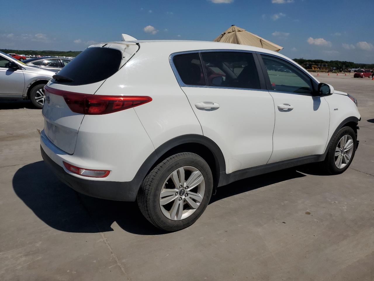 KNDPMCACXJ7330640 KIA SPORTAGE 2018