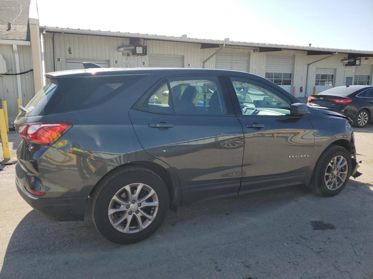 3GNAXHEV0JS506335 CHEVROLET EQUINOX 2018