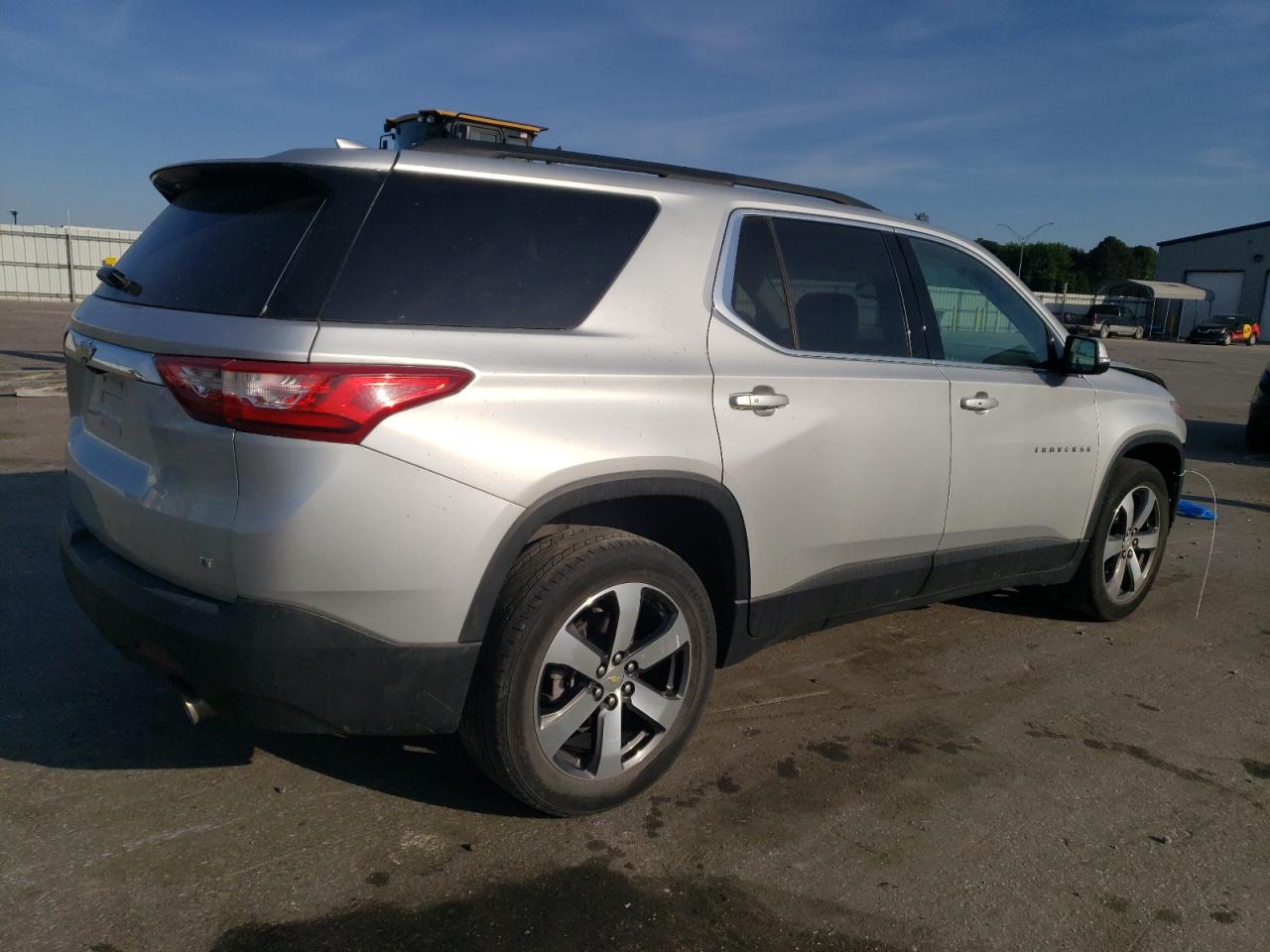 1GNEVHKW3LJ203557 2020 Chevrolet Traverse Lt