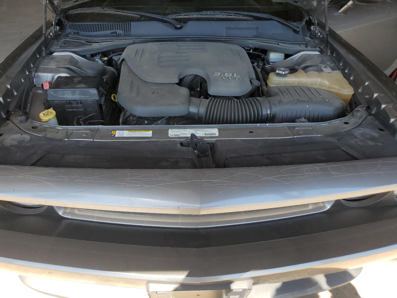 2B3CJ4DG9BH603098 2011 Dodge Challenger