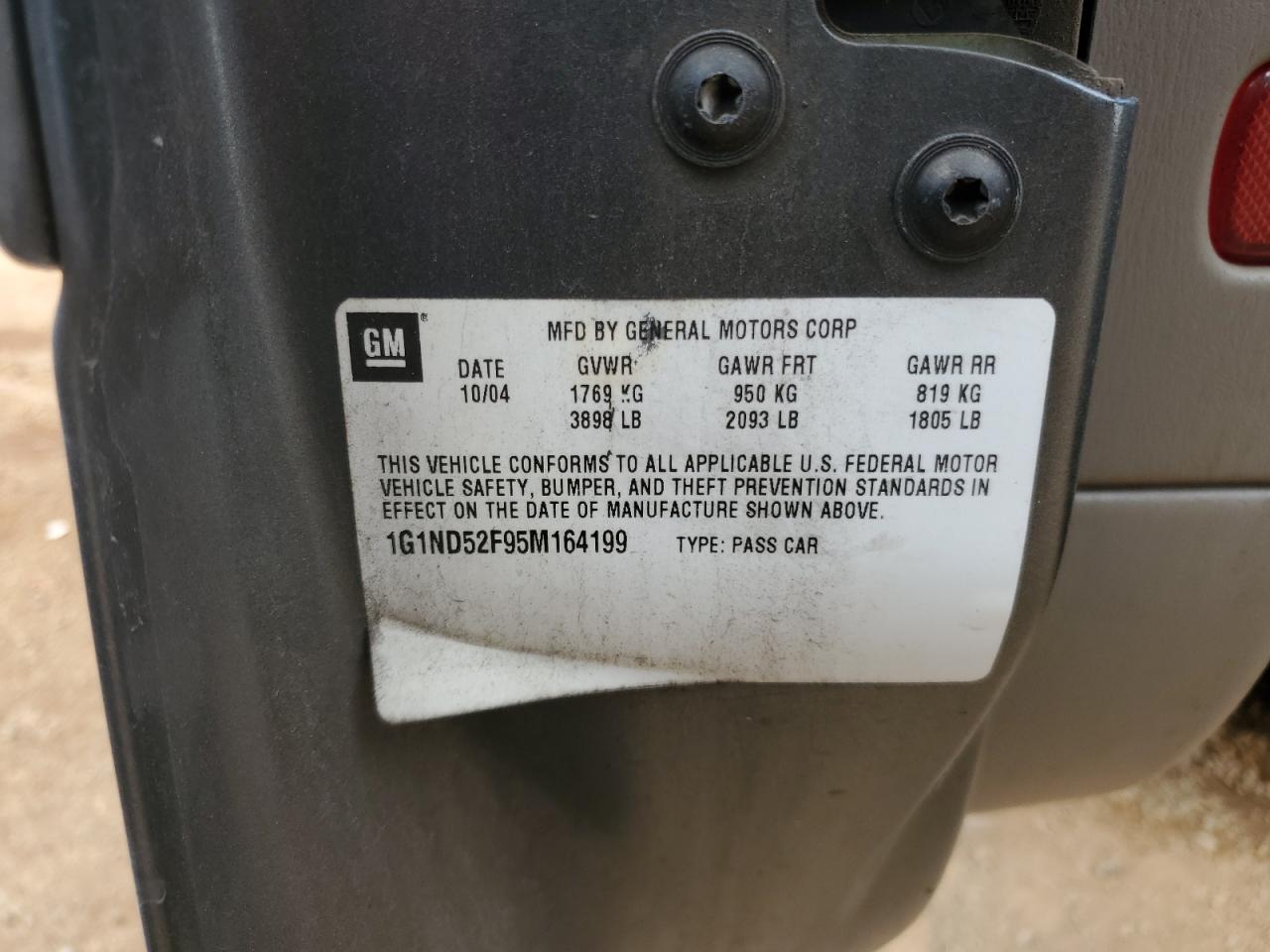 1G1ND52F95M164199 2005 Chevrolet Classic