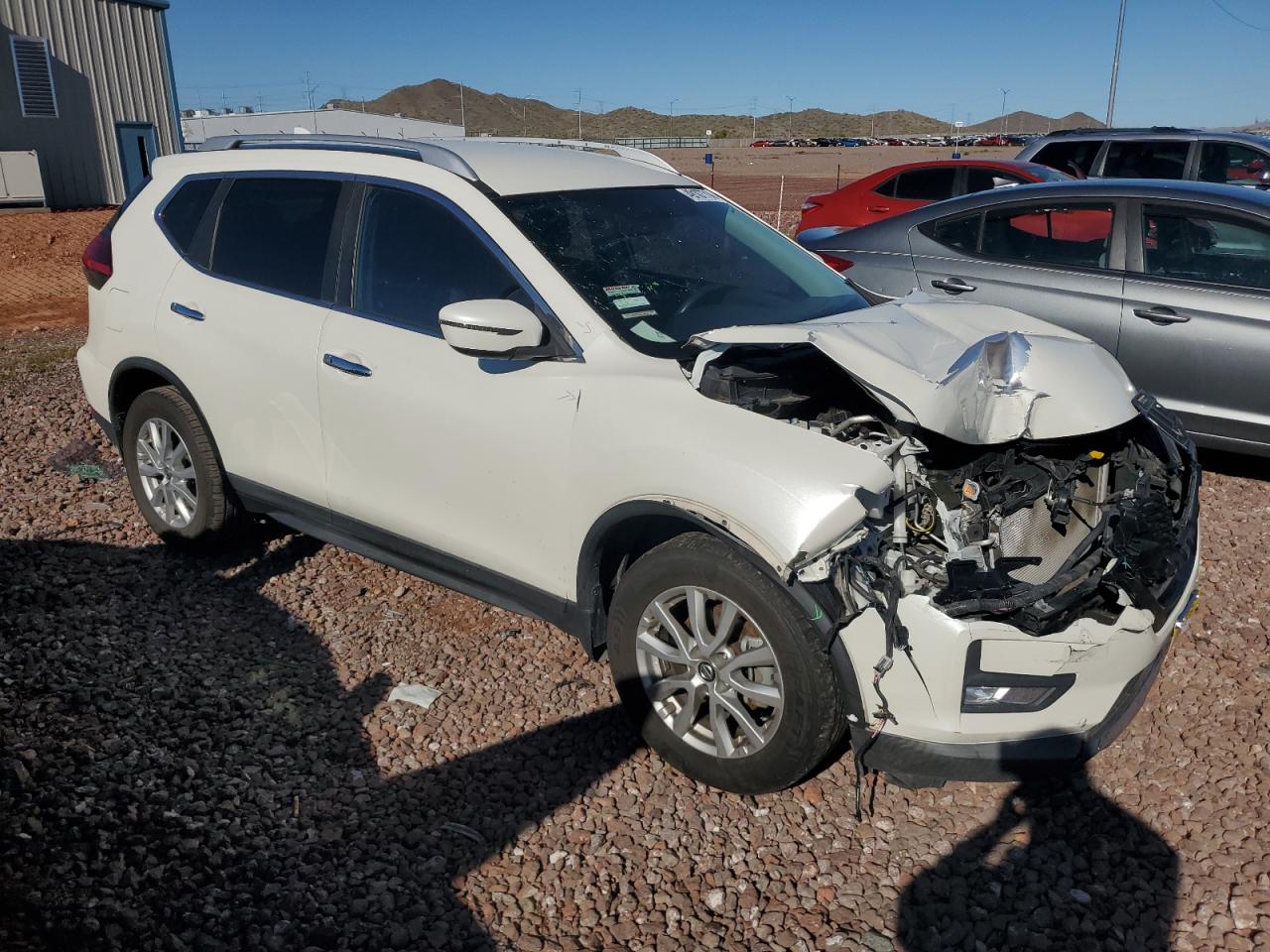 KNMAT2MT4HP572543 NISSAN ROGUE 2017