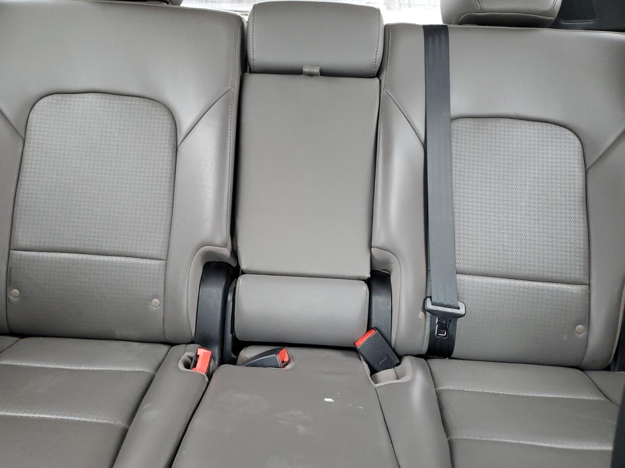 5XYZWDLA2FG256158 2015 Hyundai Santa Fe Sport