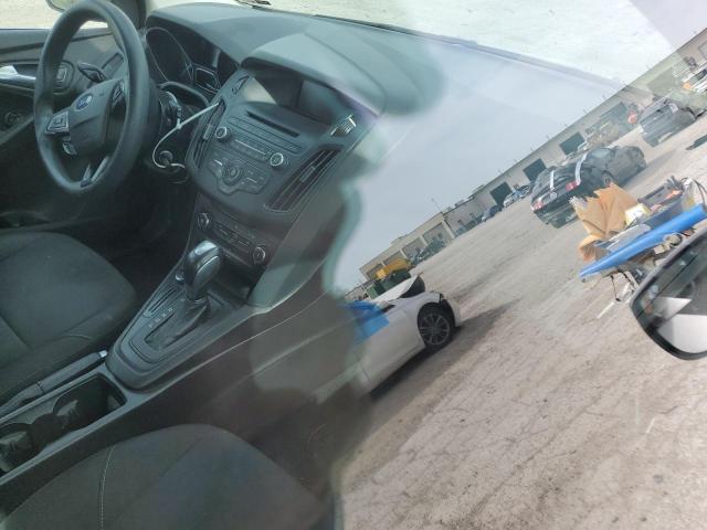 2015 Ford Focus Se VIN: 1FADP3K24FL370457 Lot: 51592884