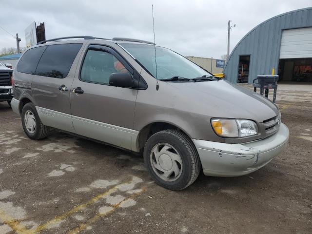 1998 Toyota Sienna Le VIN: 4T3ZF13C0WU015068 Lot: 49240474