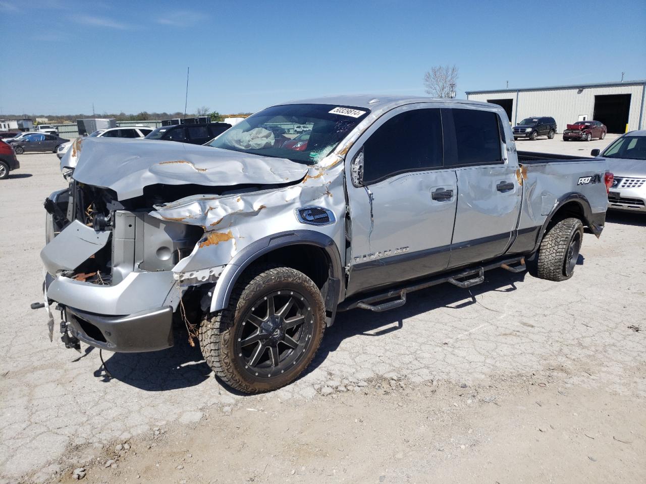 1N6BA1F41HN518197 NISSAN TITAN 2017
