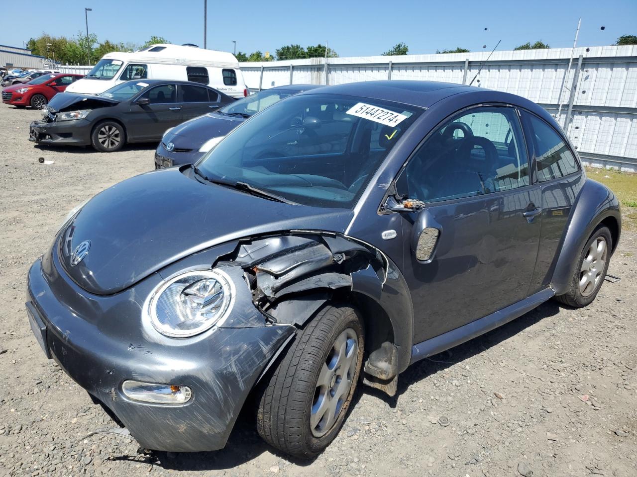 3VWCB21C02M439739 2002 Volkswagen New Beetle Gls