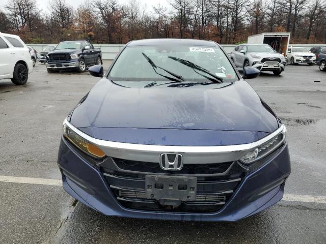 VIN 1HGCV1F18KA050499 2019 Honda Accord, LX no.5