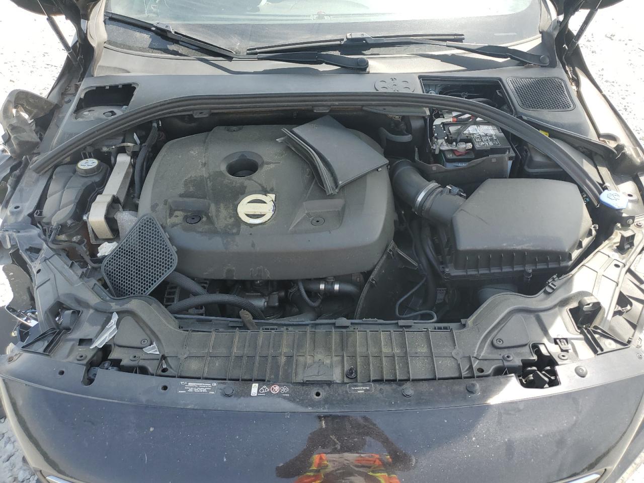 YV140MFK7F1347162 2015 Volvo S60 Premier