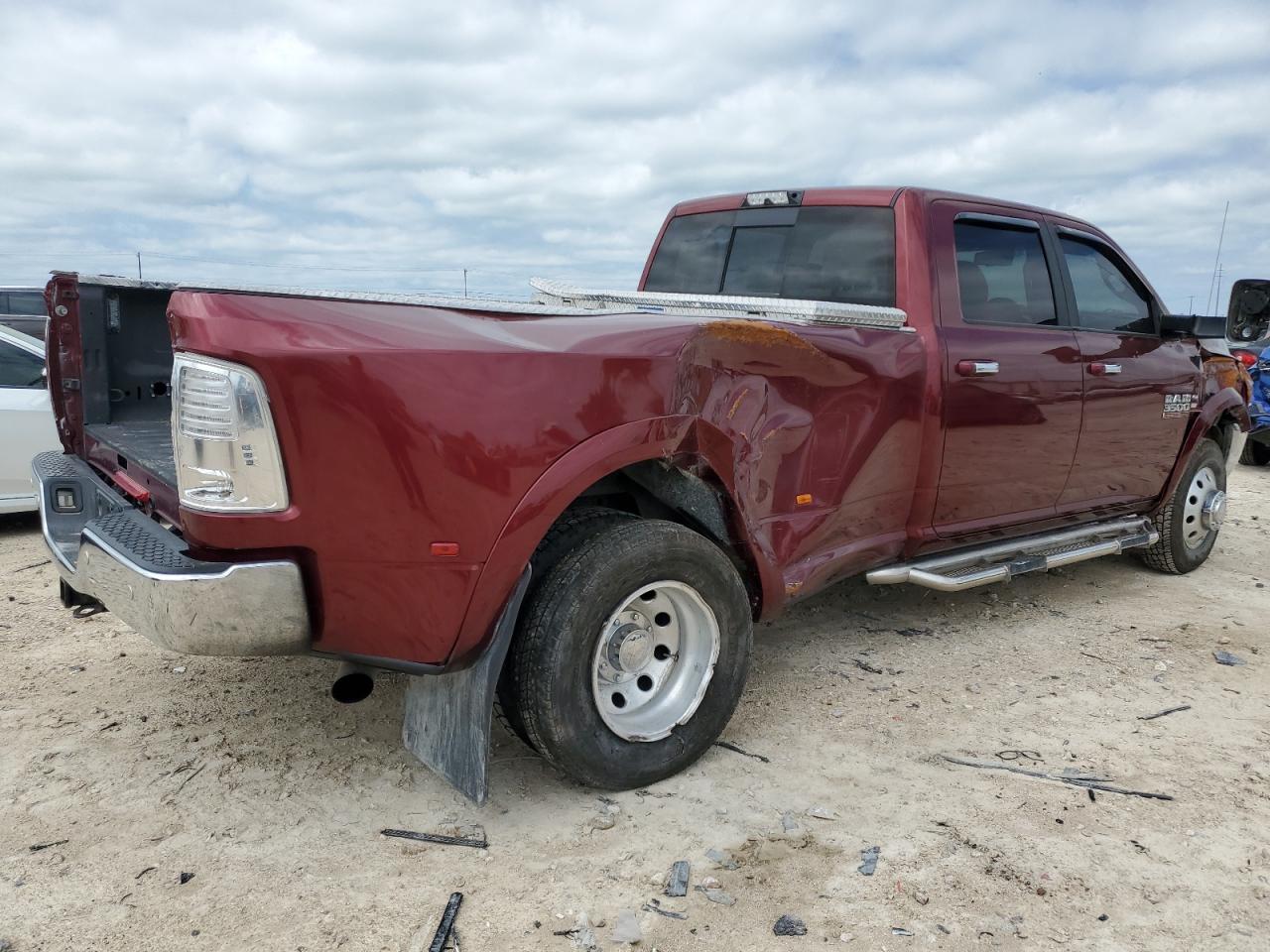 3C63RRJL7HG752406 2017 Ram 3500 Laramie