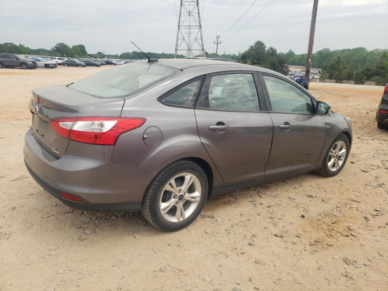 2014 Ford Focus Se vin: 1FADP3F2XEL279721