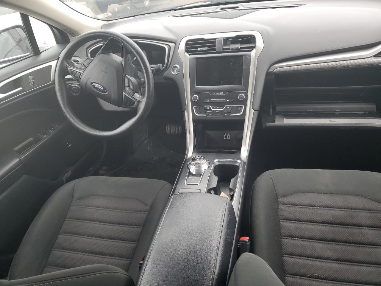 3FA6P0LU0KR109829 FORD FUSION 2019