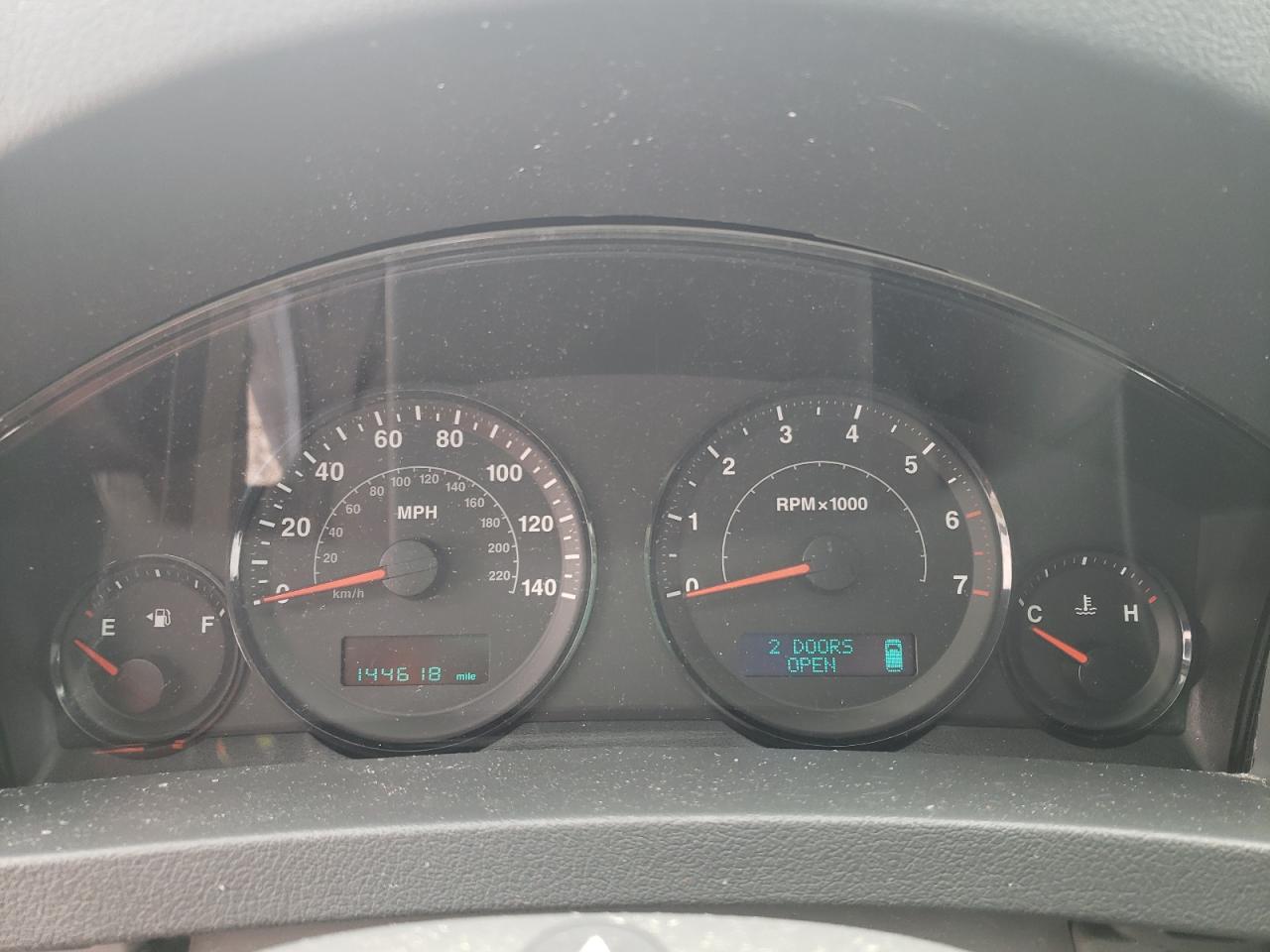 1J4GR48KX6C212813 2006 Jeep Grand Cherokee Laredo