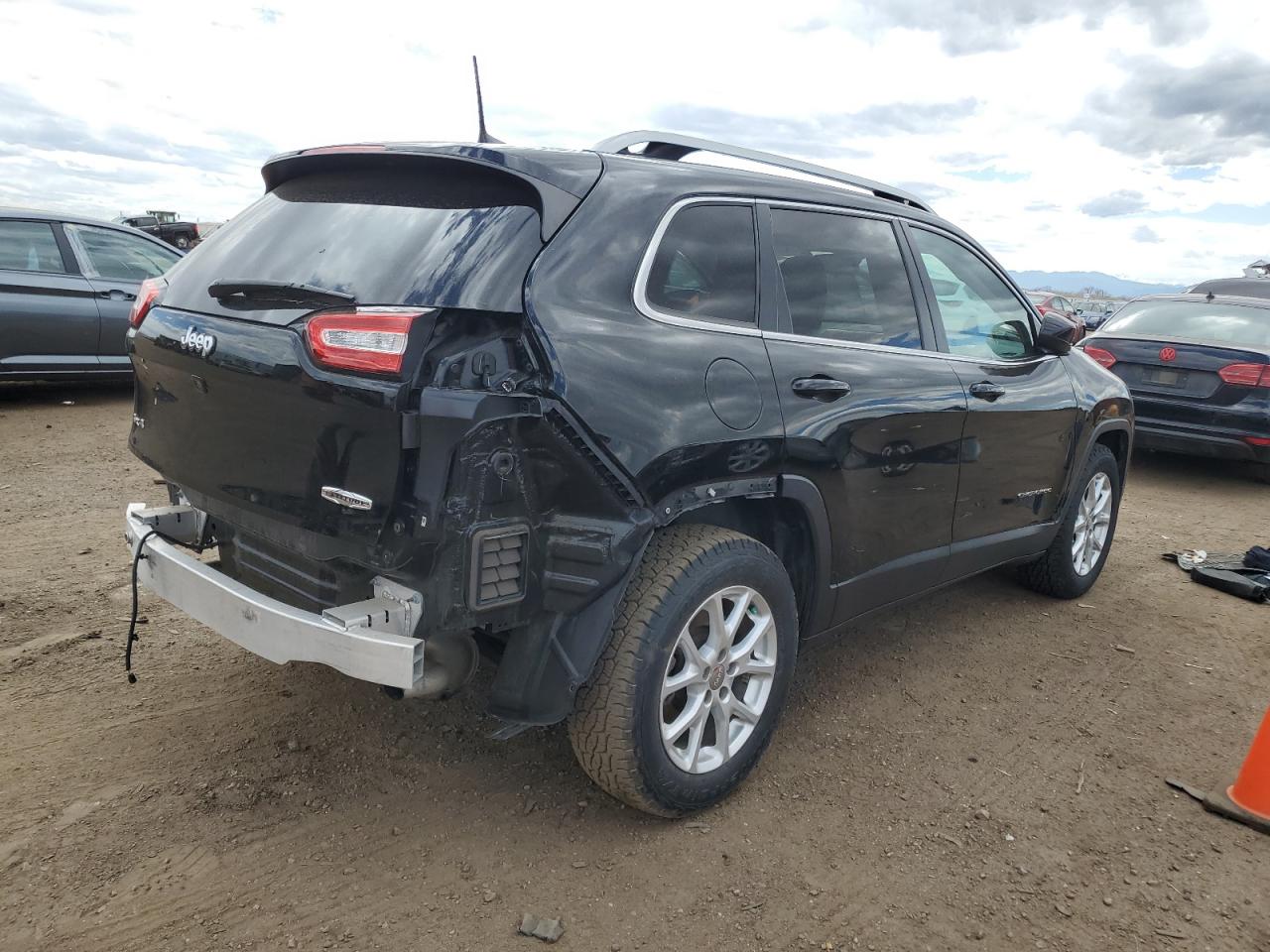 1C4PJMLX5JD531121 2018 Jeep Cherokee Latitude Plus