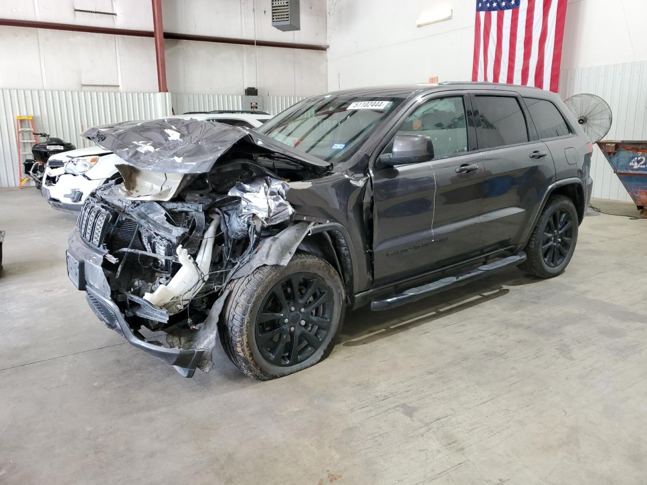 1C4RJEAGXKC857862 2019 Jeep Grand Cherokee Laredo