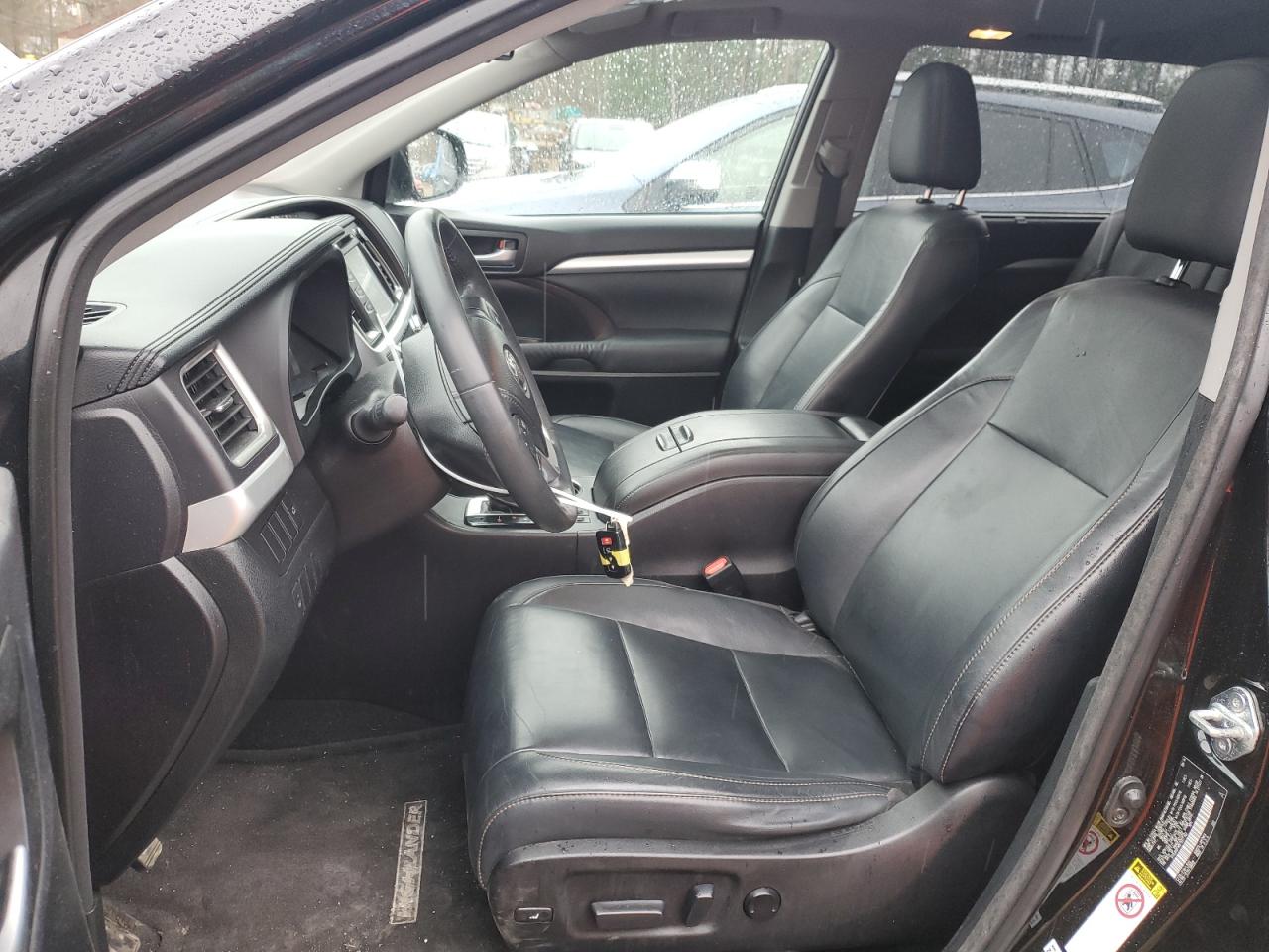 5TDJKRFH0FS077182 2015 Toyota Highlander Xle