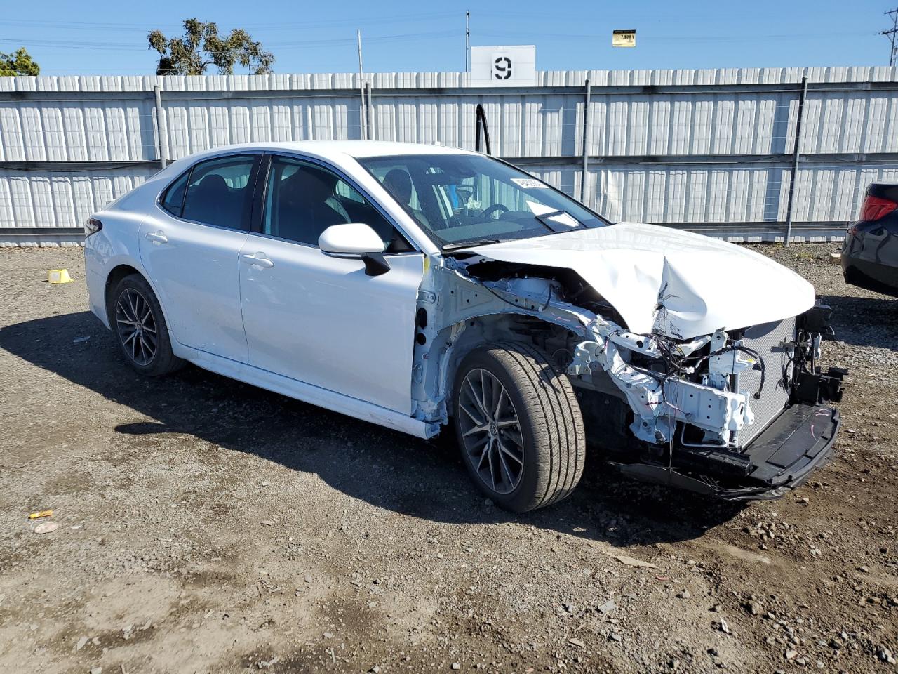 4T1G11AK6RU885727 TOYOTA CAMRY 2024