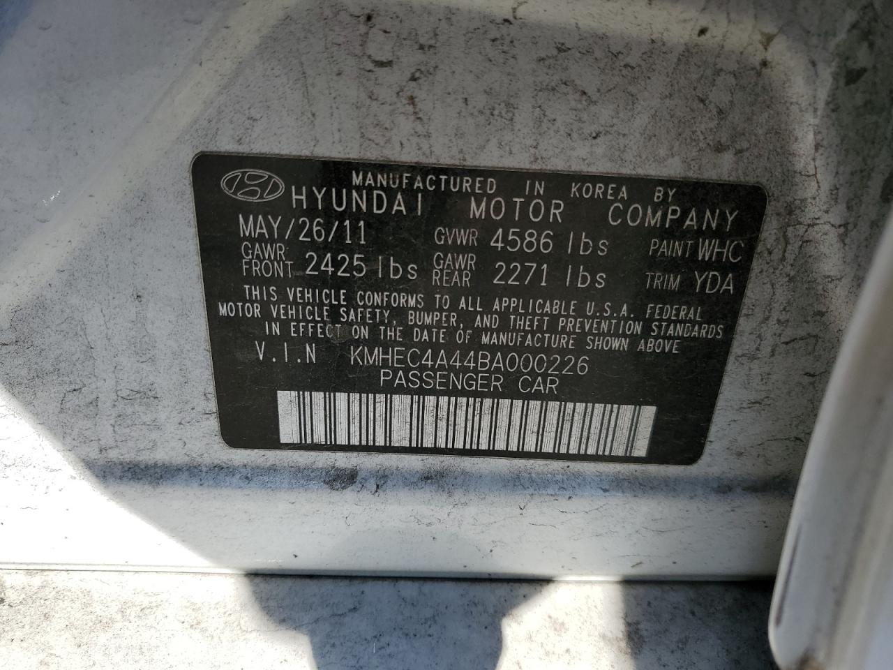 KMHEC4A44BA000226 2011 Hyundai Sonata Hybrid