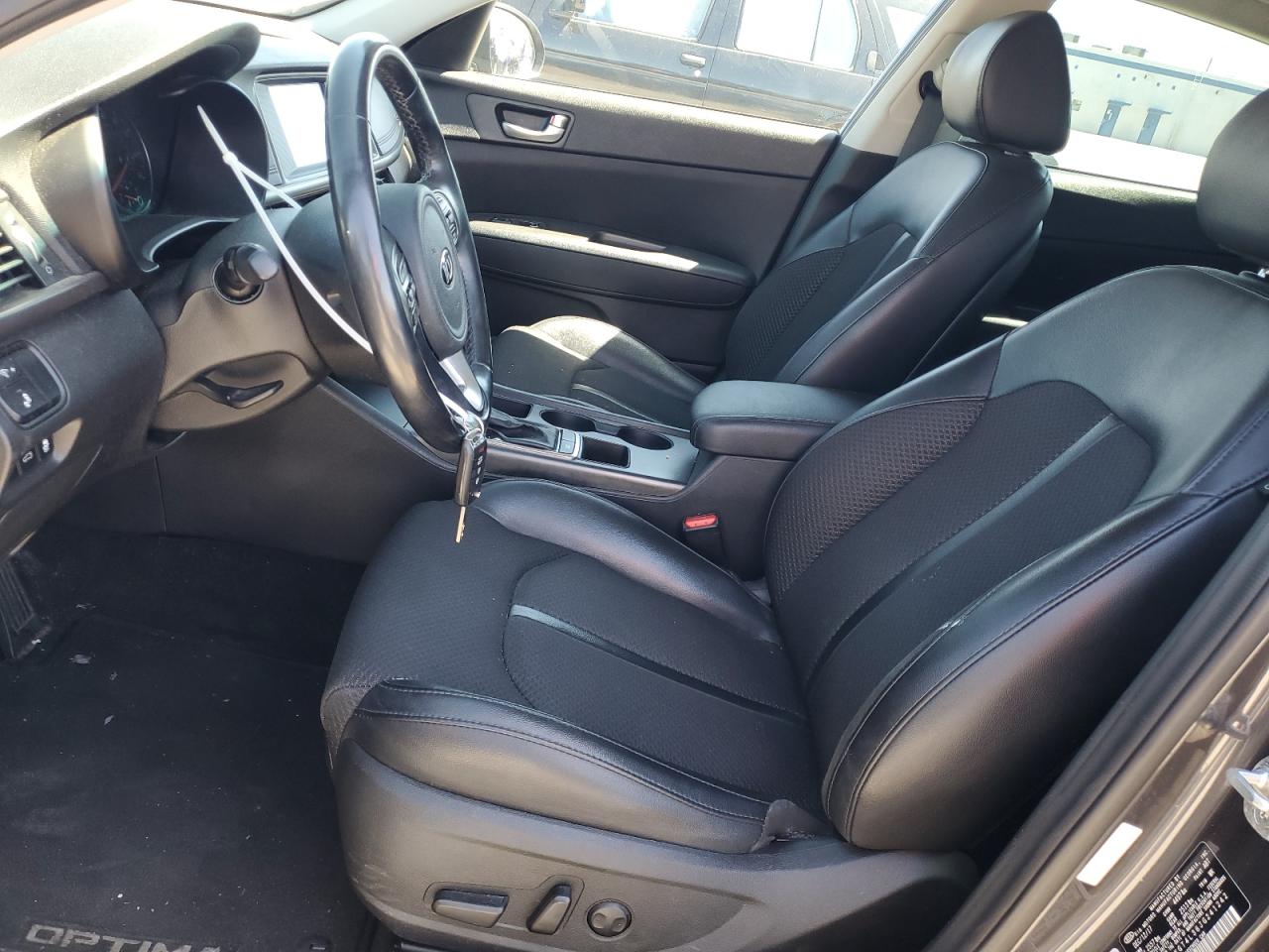 5XXGT4L36JG241242 2018 Kia Optima Lx