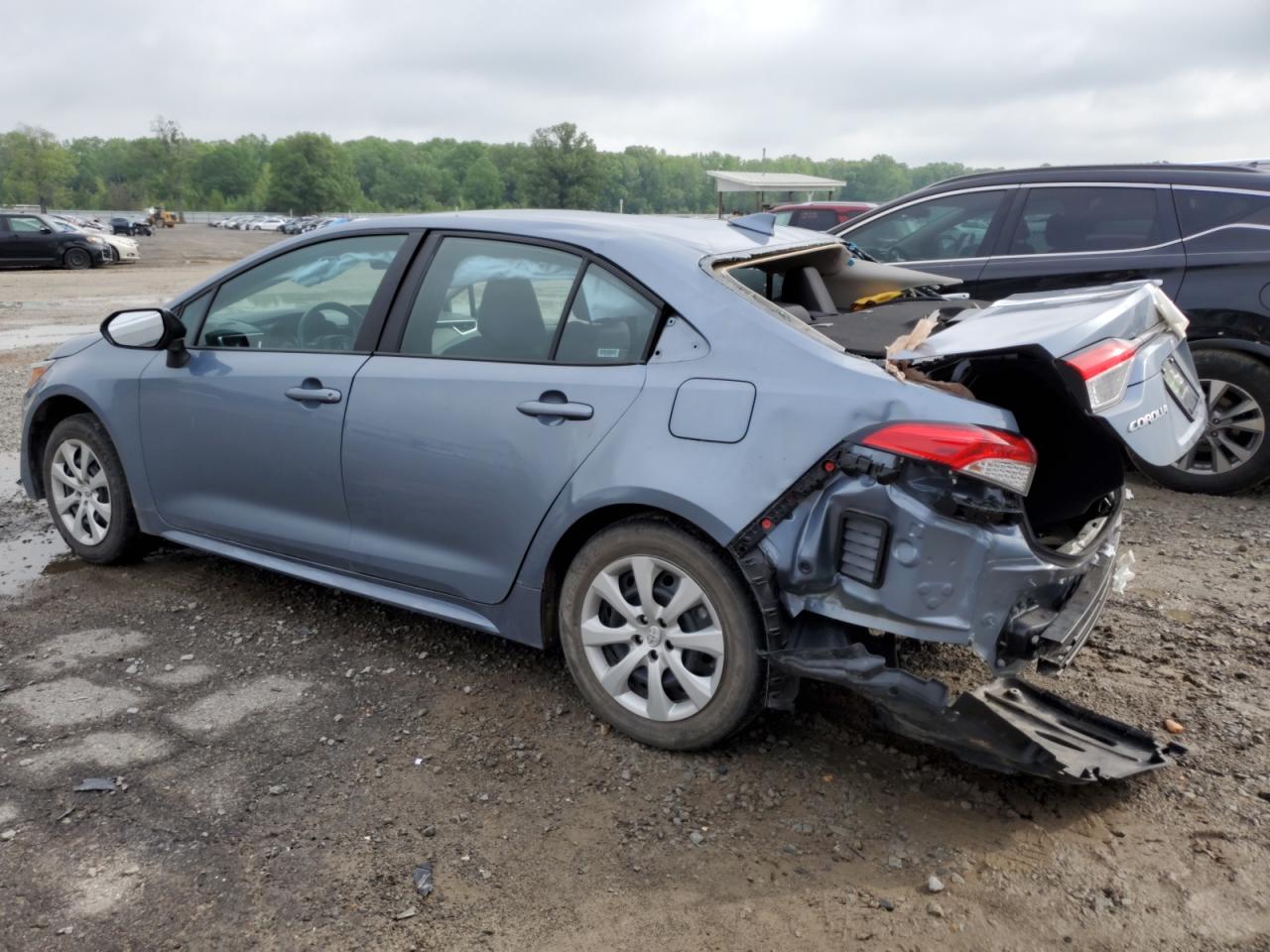 2022 Toyota Corolla Le vin: 5YFEPMAE1NP356196